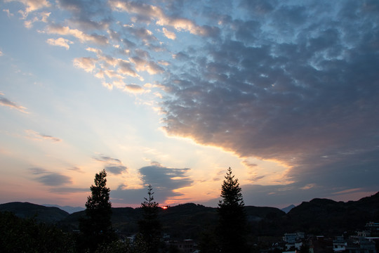 天空晚霞