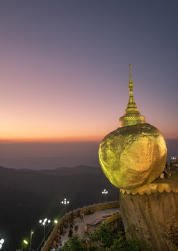 缅甸大金石