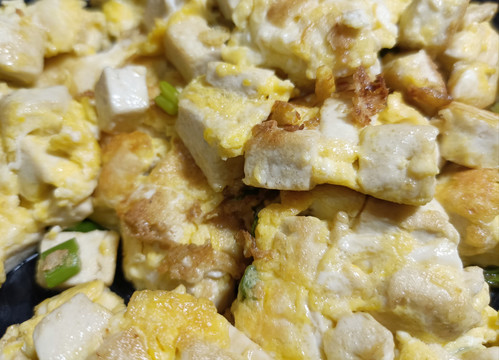 鸡蛋炒豆腐