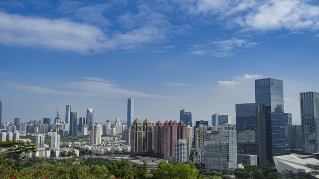 远眺深圳市中心建筑