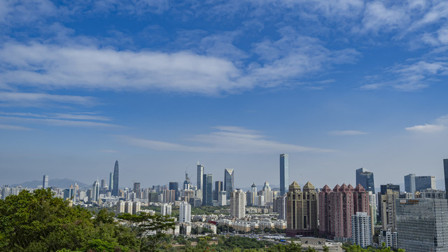 远眺深圳市中心建筑