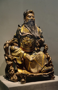 沈正镐作脱胎漆塑关羽坐像