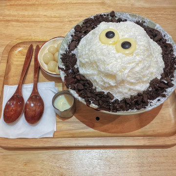 冰淇淋