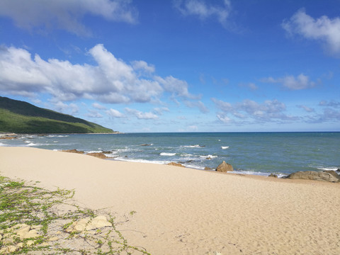 大小洞天海边