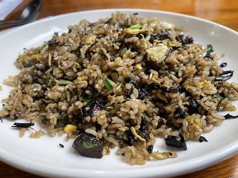 梅干菜扣肉炒饭