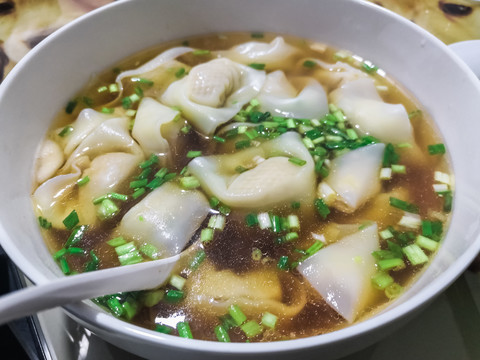 菜肉馄饨