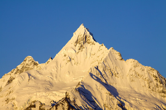 梅里雪山