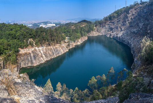 广州六片山石矿场全景摄影