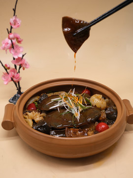 甲鱼烧牛鞭