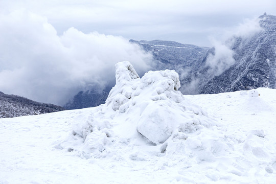 香炉山雪景