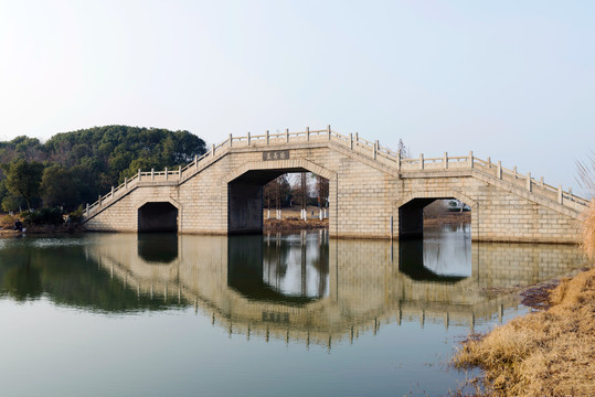 石桥