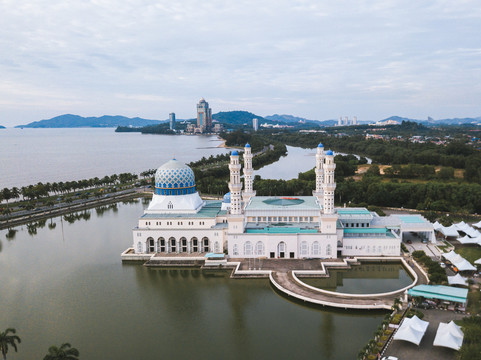 马来西亚沙巴亚庇市立清真寺航拍