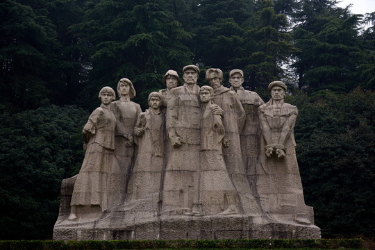雨花台烈士群雕像