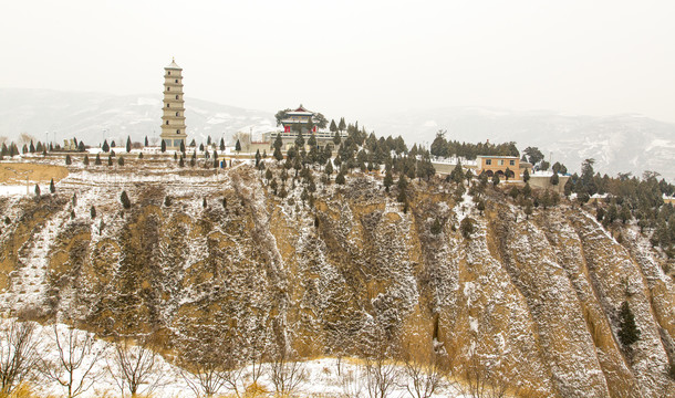 笔架山雪景