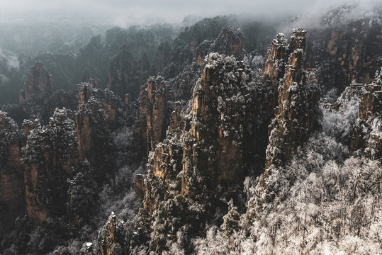 张家界天子山雪景