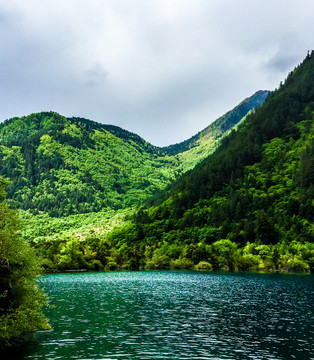 九寨山水