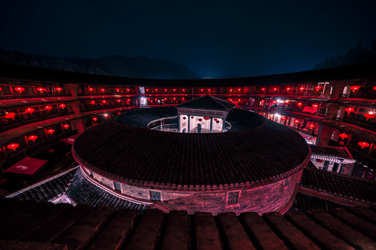 福建客家圆形土楼夜景