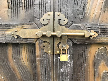 老式门锁