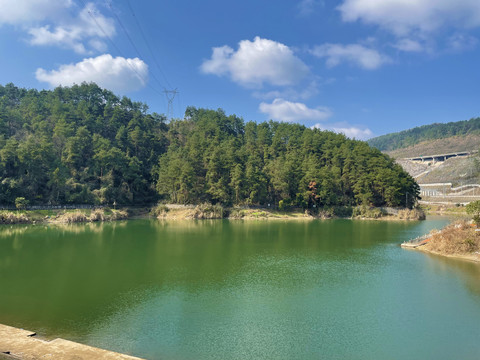 水库