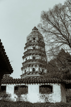 虎丘塔