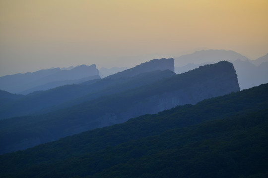 山峰