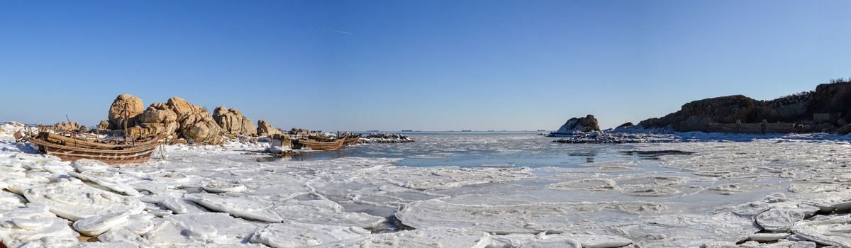 秦皇岛冬天海天一色鸽子窝冰海