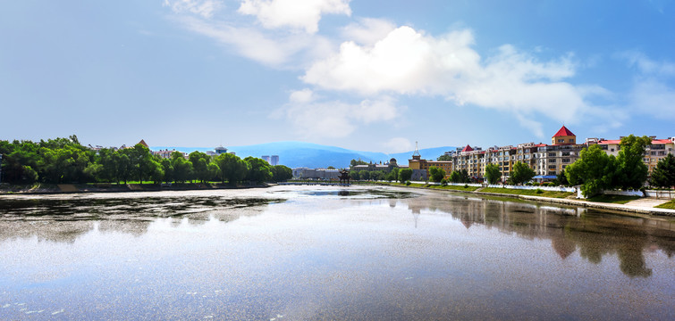 湖畔风景