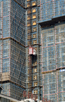 地产高楼建设塔吊