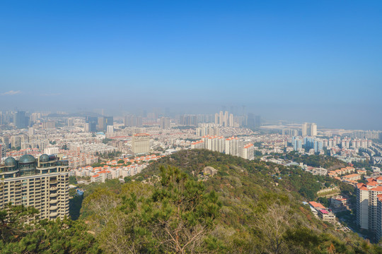 磨心山俯瞰厦门前埔城市天际线