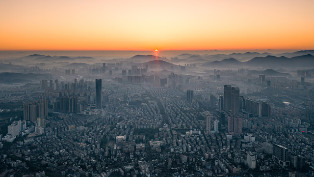 中山市城区日出云海全景