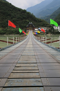 浮桥吊桥跨河桥
