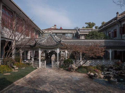 杭州秋水山庄内庭院