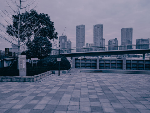黄浦滨江广场