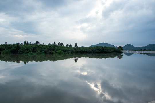 山水湖泊