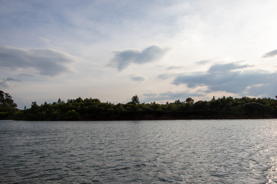 山水湖泊