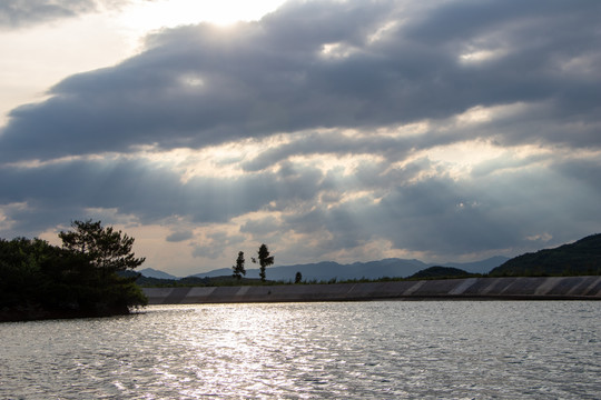 山水湖泊
