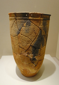 新石器时代之字纹筒形罐