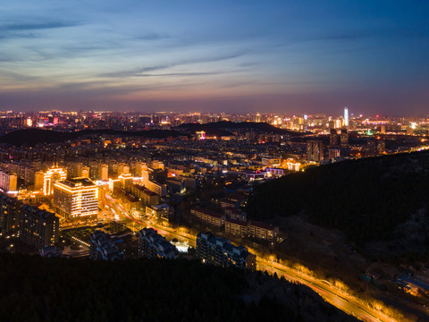 航拍济南历阳大街夜景