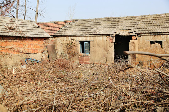 废弃的农村民房