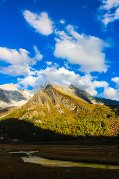 稻城三神山