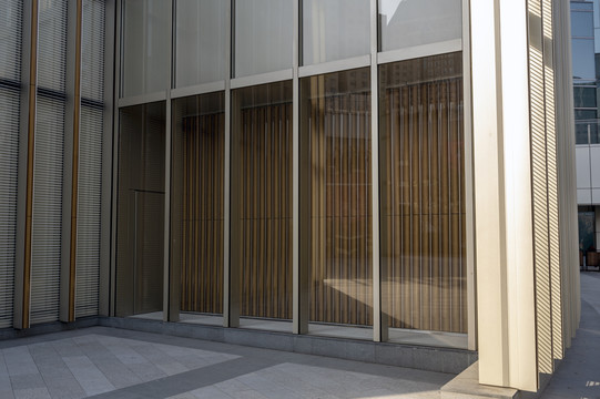 商业建筑空白玻璃橱窗