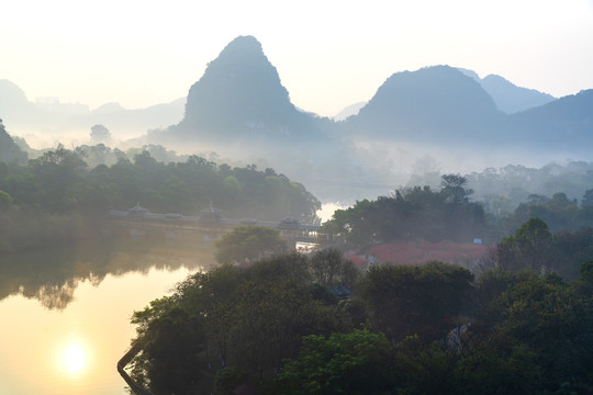 柳州龙潭公园晨景