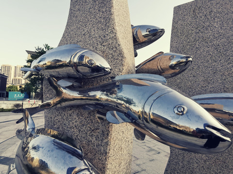 城市雕塑艺术不锈钢鱼
