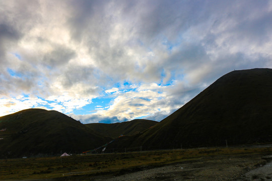 川西旅游