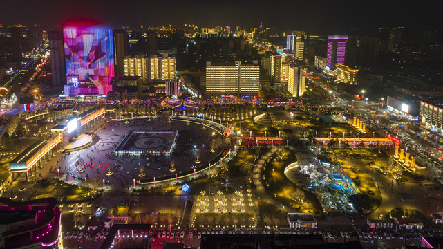 山西运城南风广场夜景