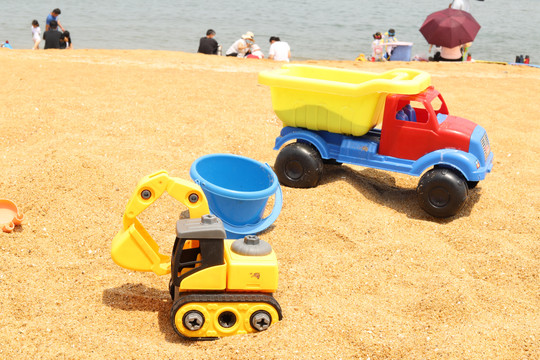 海边沙滩儿童玩具