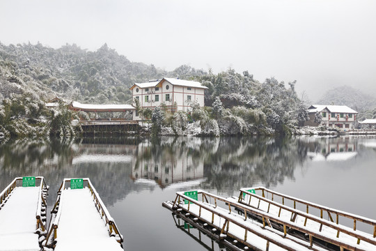 宜宾蜀南竹海照映潭冬季雪景