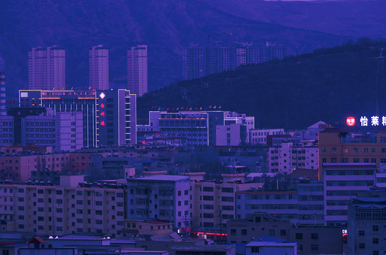 甘肃定西城市夜景