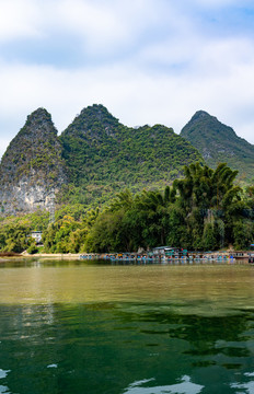 广西桂林山水阳朔兴坪漓江风光