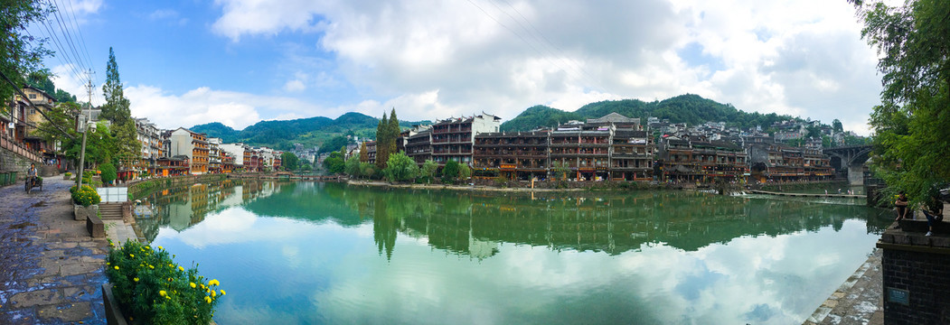 凤凰古城